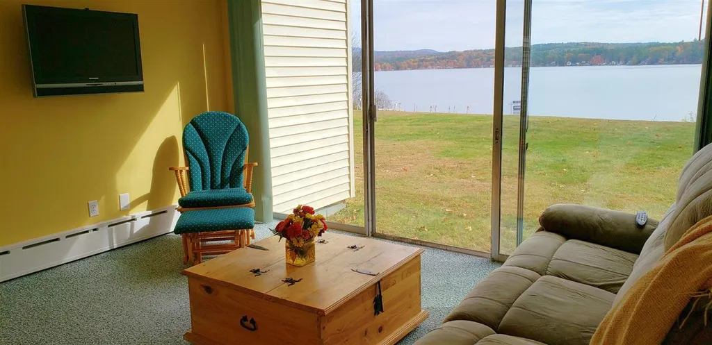 749 Laconia Road Tilton NH 03276