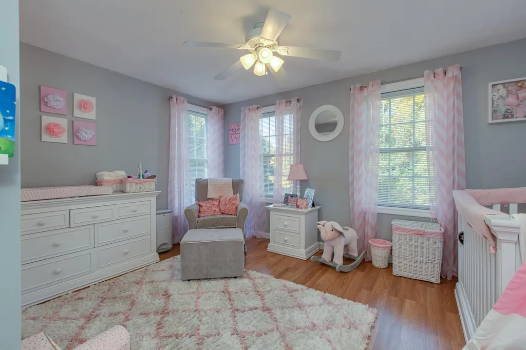 2 Kay Court Hudson NH 03051