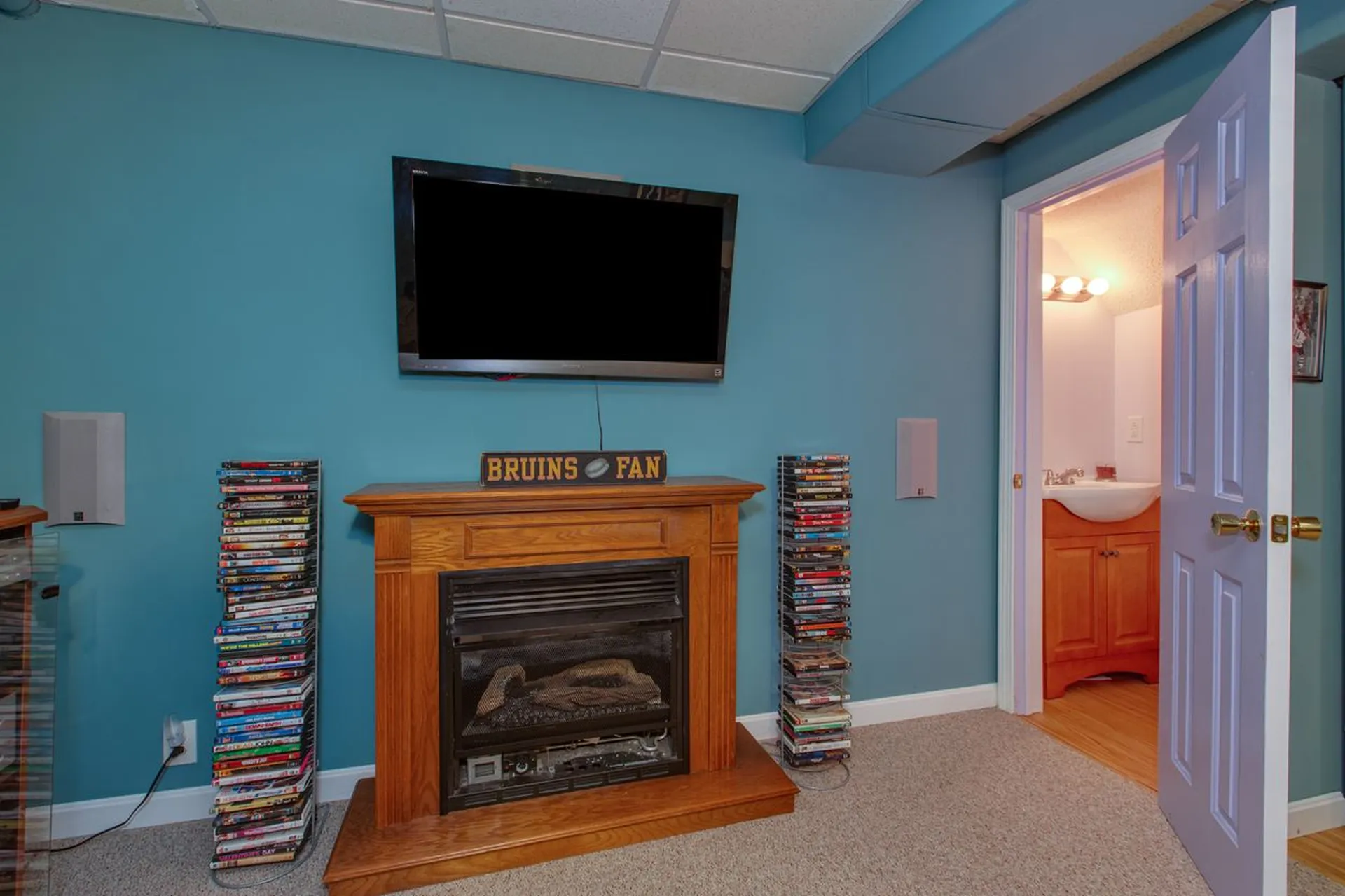 2 Kay Court Hudson NH 03051