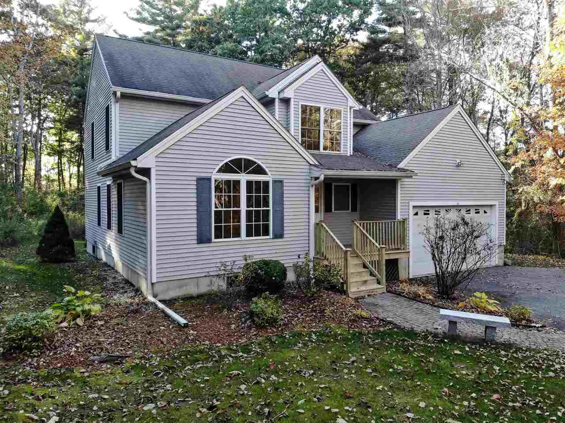 11 Captains Road Salem NH 03079