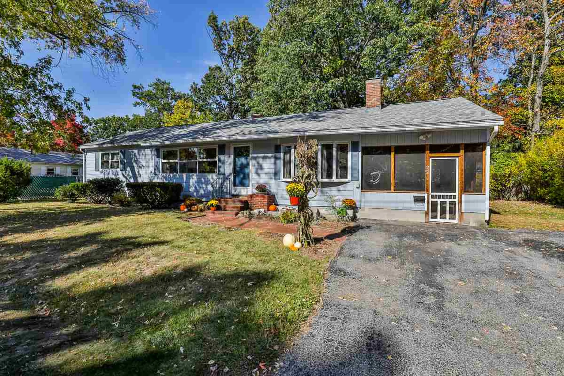 22 Fernand Street Manchester NH 03103