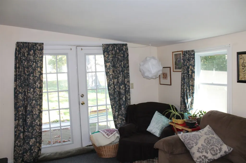 85 Hood Street Winooski VT 05404
