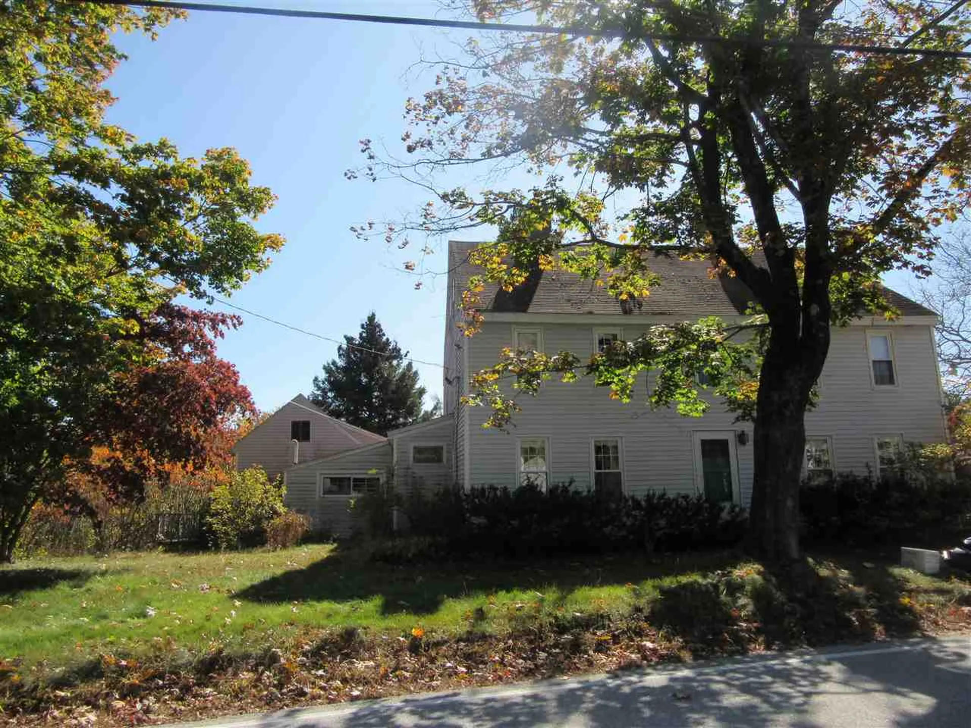 81 Rattlesnake Hill Road Auburn NH 03032-3802