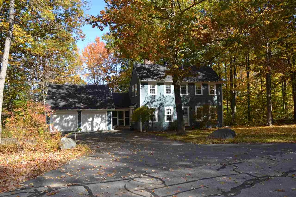3 Lark Street Wolfeboro NH 03894