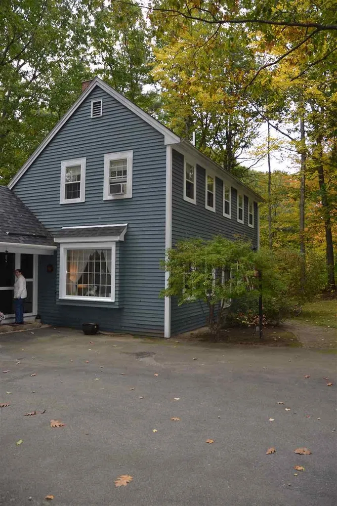 3 Lark Street Wolfeboro NH 03894