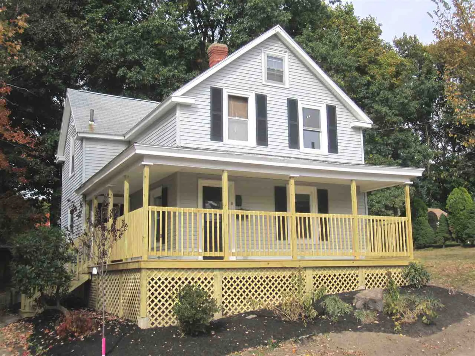 31 Pleasant Street Pembroke NH 03275