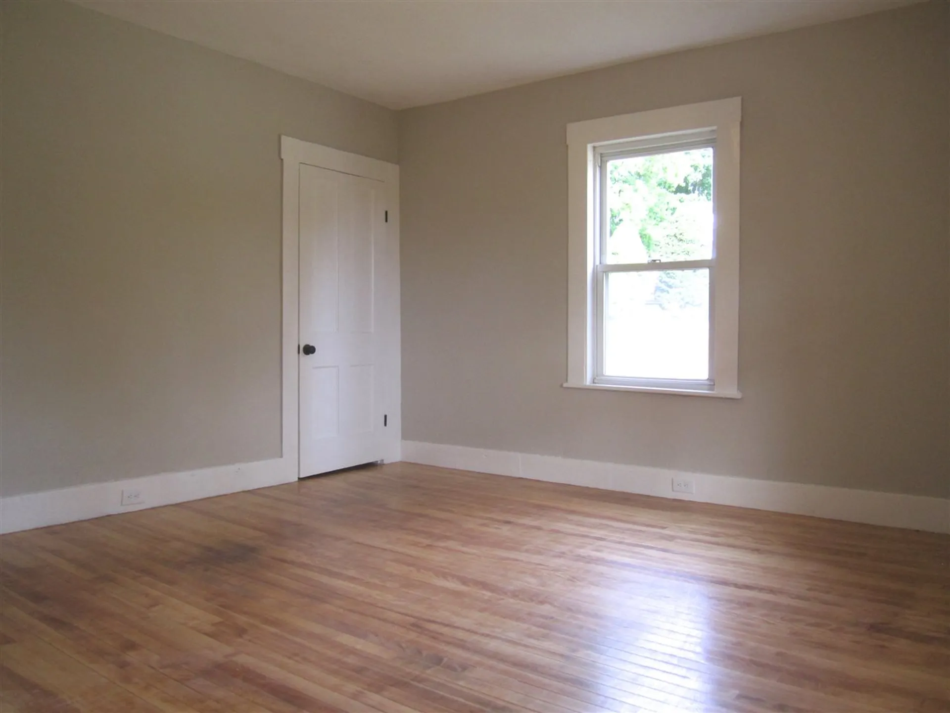 31 Pleasant Street Pembroke NH 03275