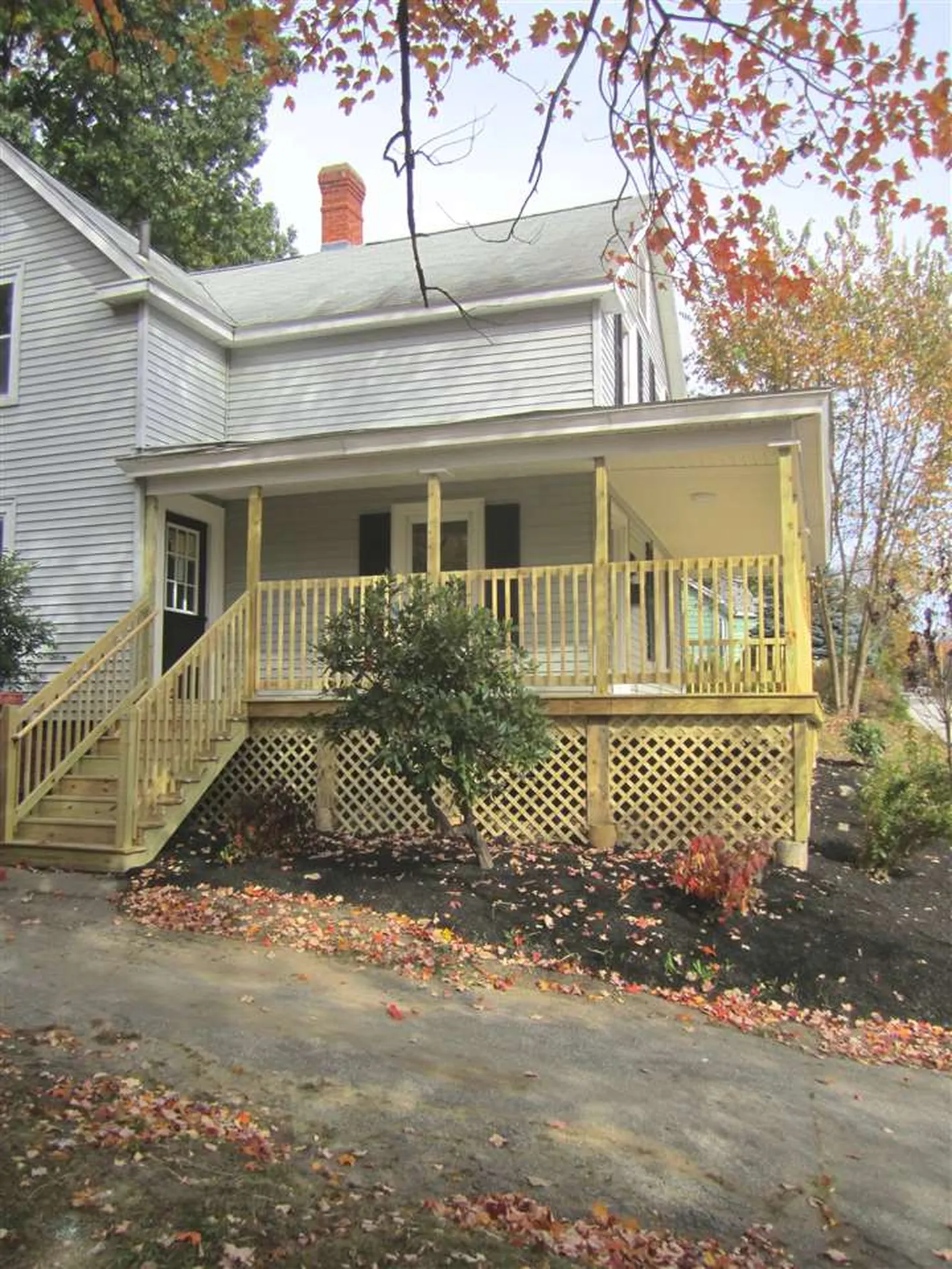 31 Pleasant Street Pembroke NH 03275