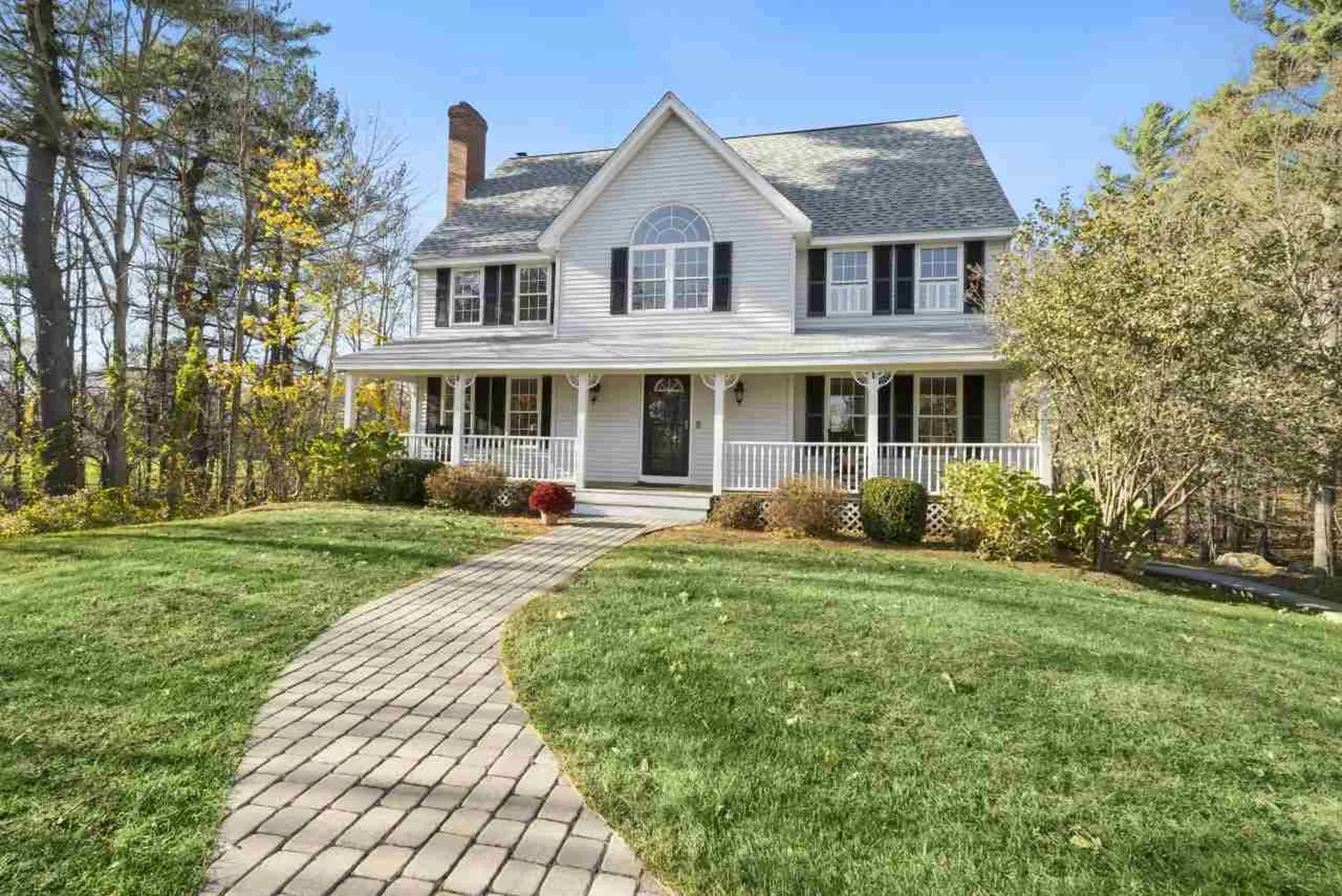 10 Agawam Avenue Hampstead NH 03841