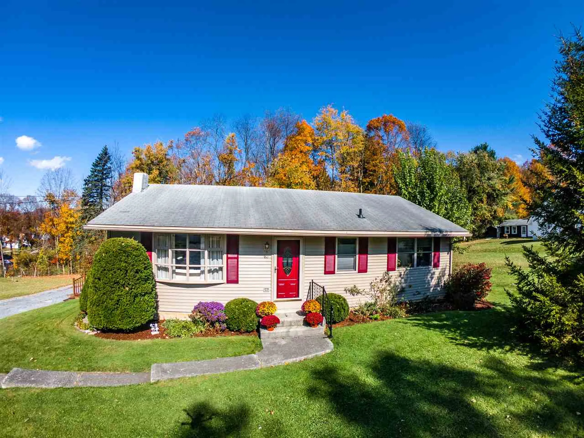 63 Ledgely Drive Shaftsbury VT 05262