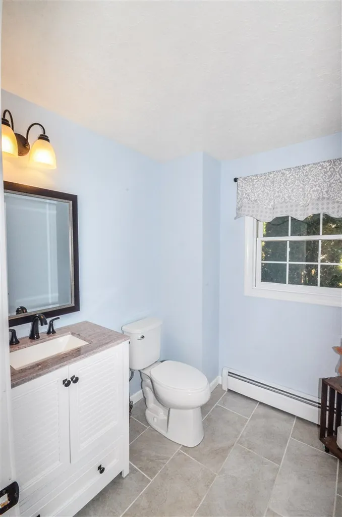 32 Level Street Merrimack NH 03054
