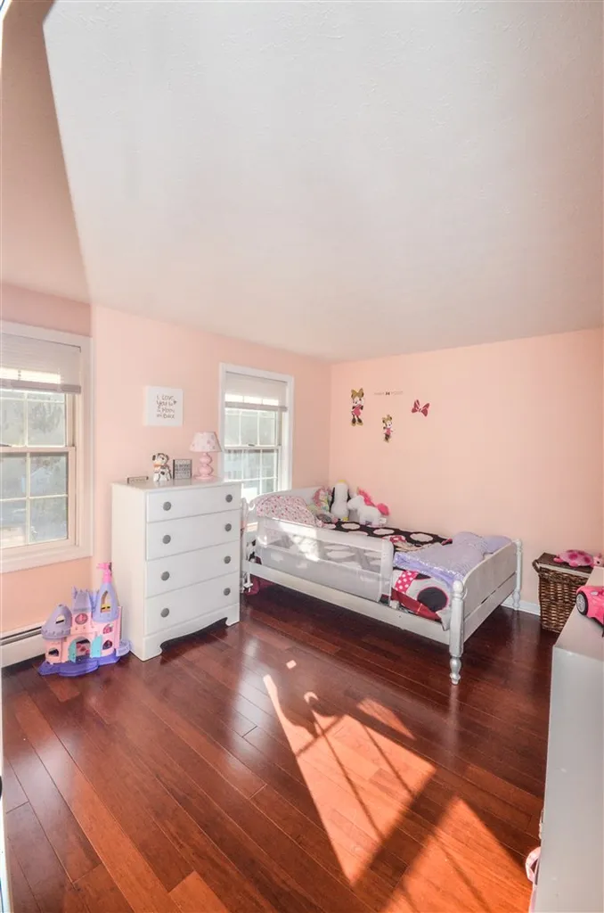 32 Level Street Merrimack NH 03054
