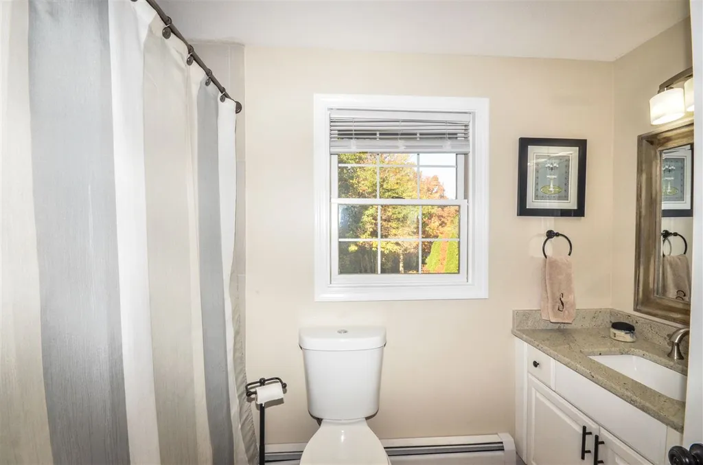 32 Level Street Merrimack NH 03054