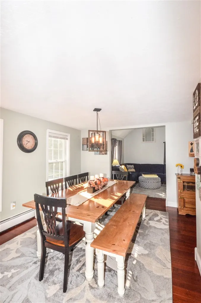 32 Level Street Merrimack NH 03054