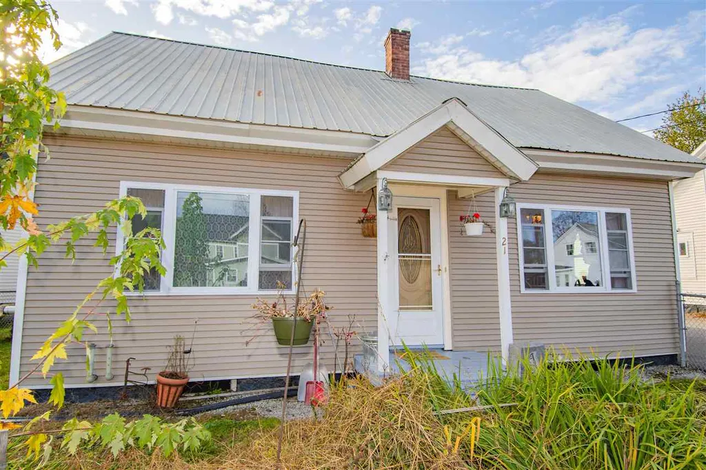 21 Mill Street Northfield VT 05663