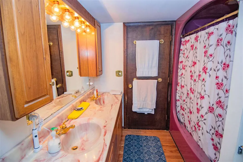 21 Mill Street Northfield VT 05663