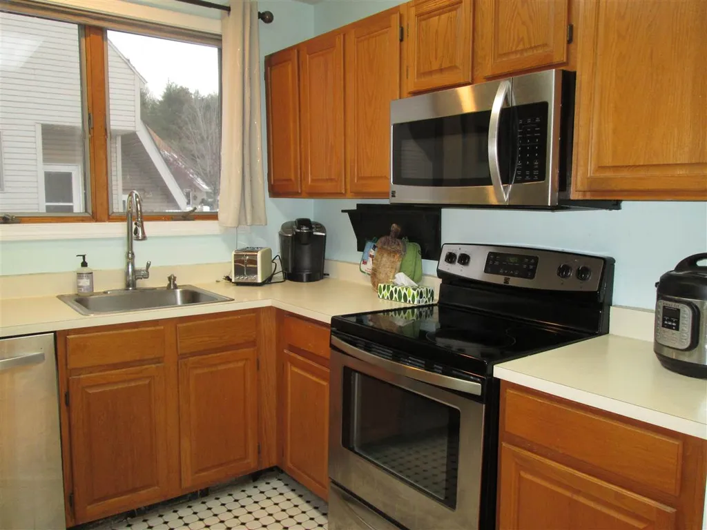74 Heritage Condo Way Woodstock VT 05091