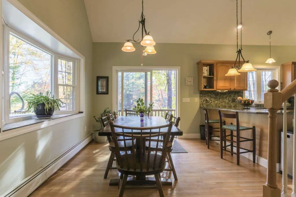 15 Union Lake Road Barrington NH 03825