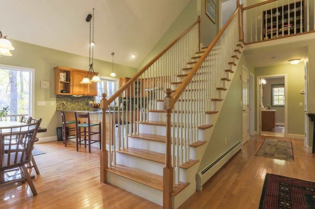 15 Union Lake Road Barrington NH 03825
