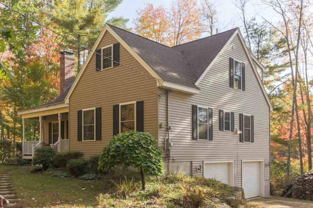 15 Union Lake Road Barrington NH 03825