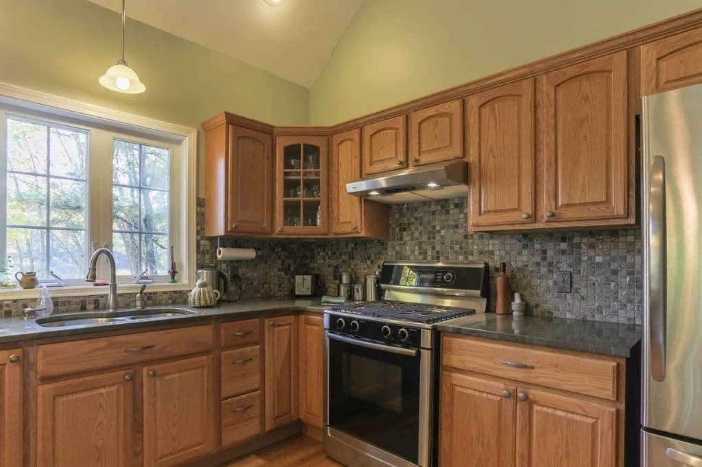 15 Union Lake Road Barrington NH 03825
