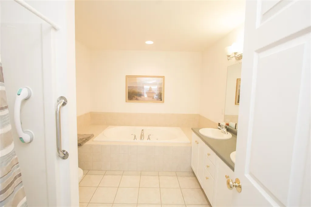 35 Haileys Way Colchester VT 05446