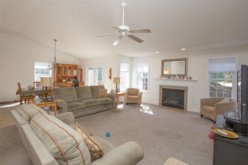 35 Haileys Way Colchester VT 05446
