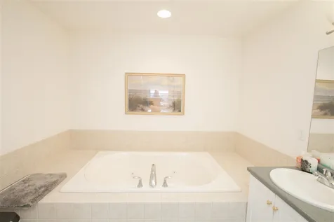 35 Haileys Way Colchester VT 05446