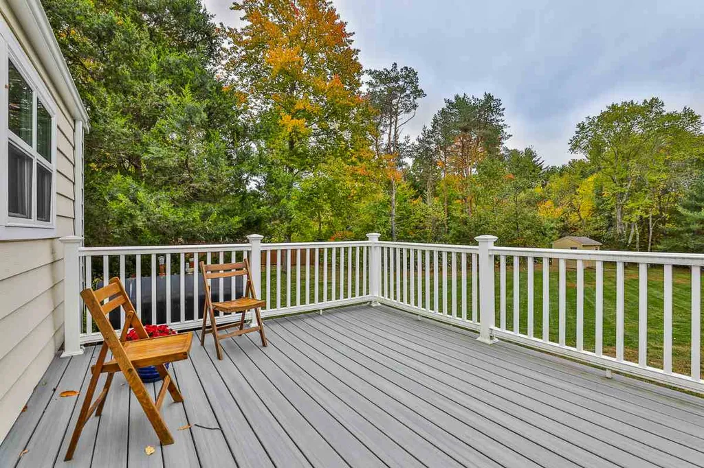 432 Middle Road Brentwood NH 03833