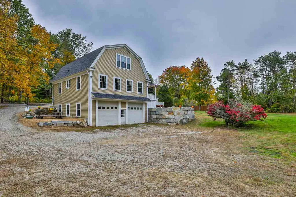 432 Middle Road Brentwood NH 03833