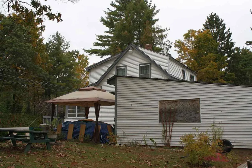 101 Main Street Kingston NH 03848