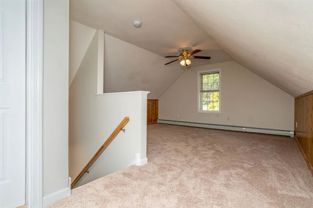 53 Victoria Farm Road Fremont NH 03044