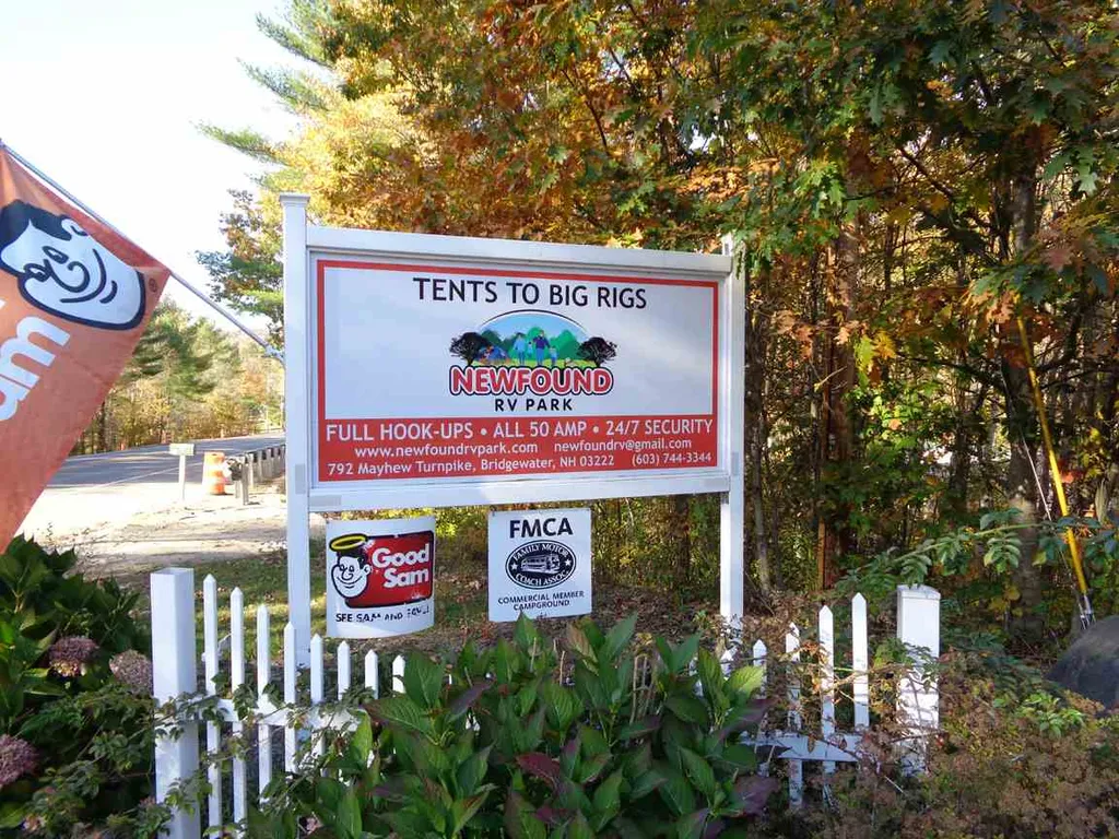 792 Mayhew Turnpike Bridgewater NH 03222