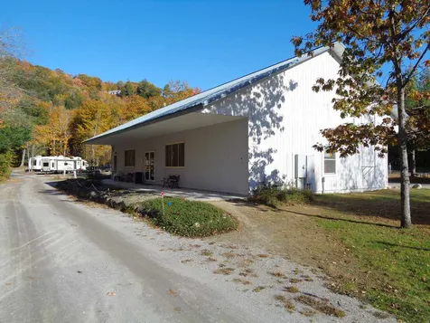 792 Mayhew Turnpike Bridgewater NH 03222