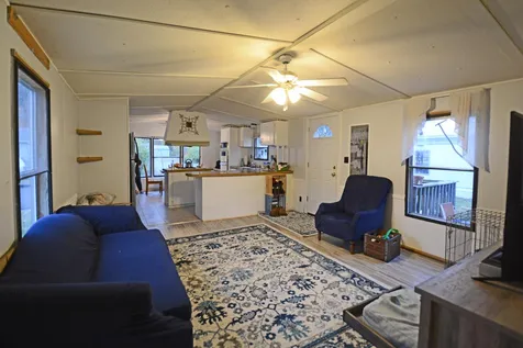 22 Grenier Boulevard Londonderry NH 03053