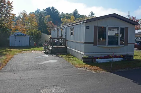 22 Grenier Boulevard Londonderry NH 03053