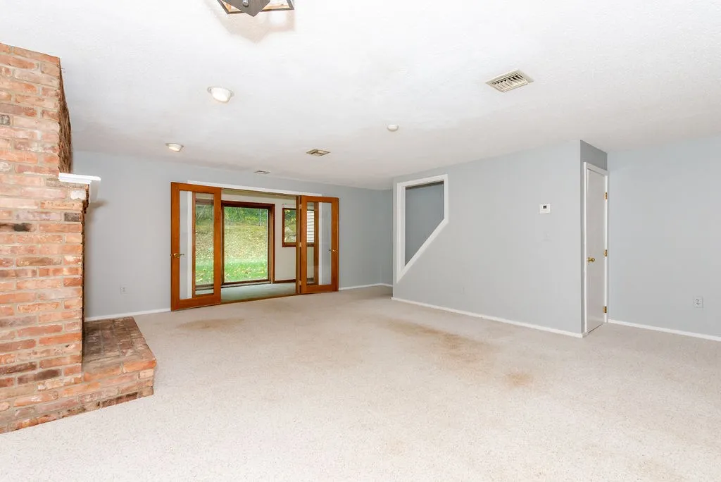 37 Hampton Towne Estate Hampton NH 03842