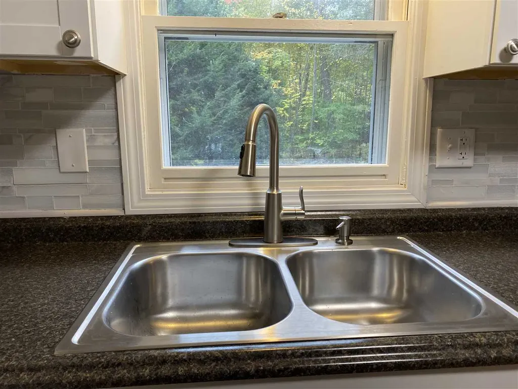 69 Fogarty Road Barrington NH 03825