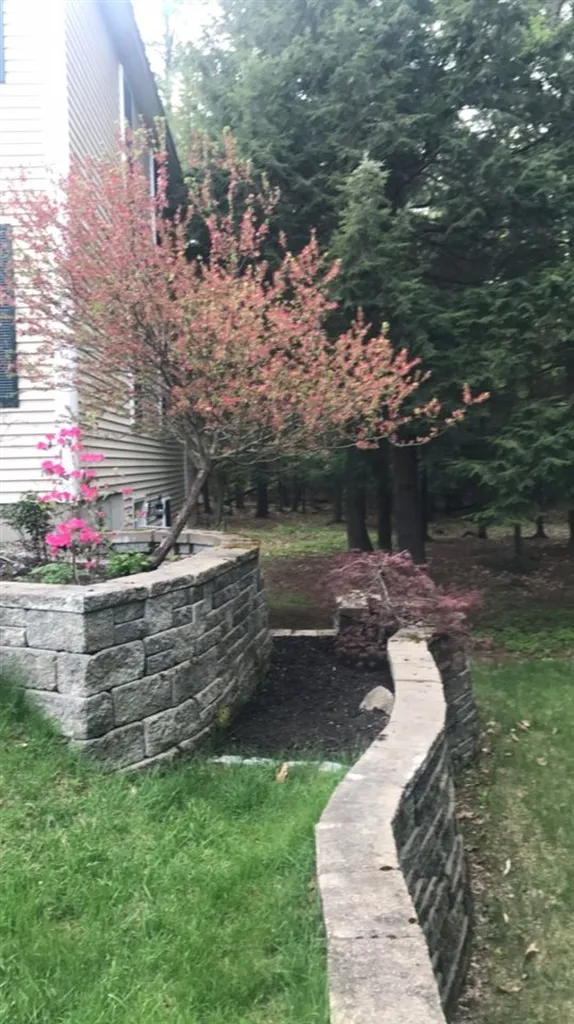 19 Longview Drive Peterborough NH 03458