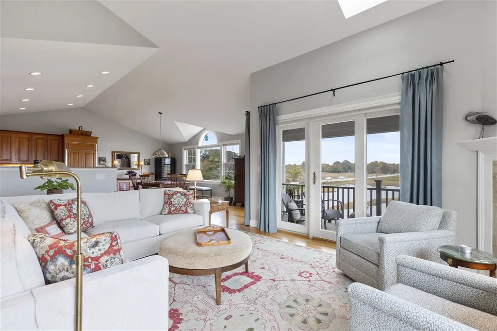 2000 Ocean Boulevard Rye NH 03870