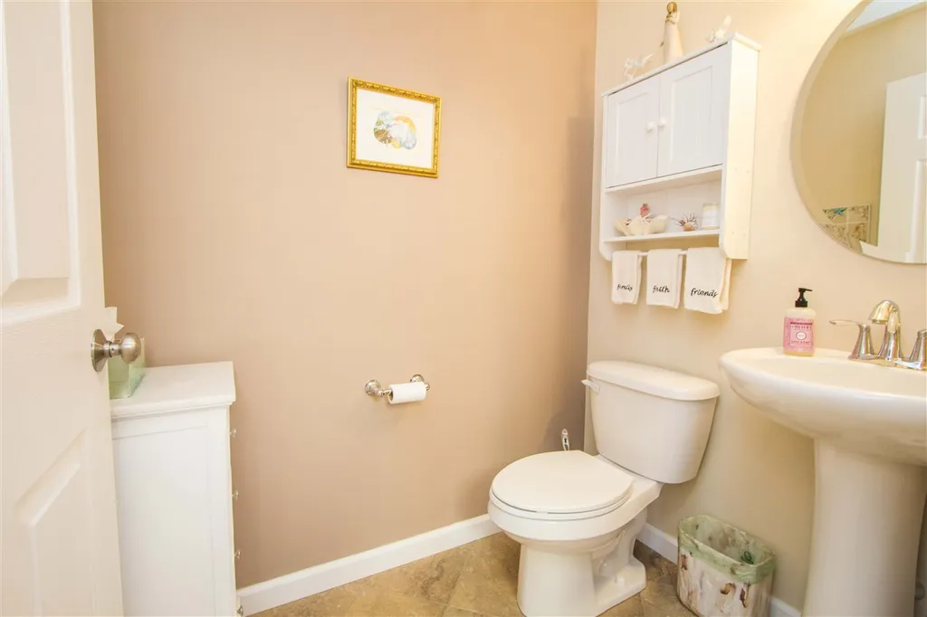 208 Fox Run Colchester VT 05446