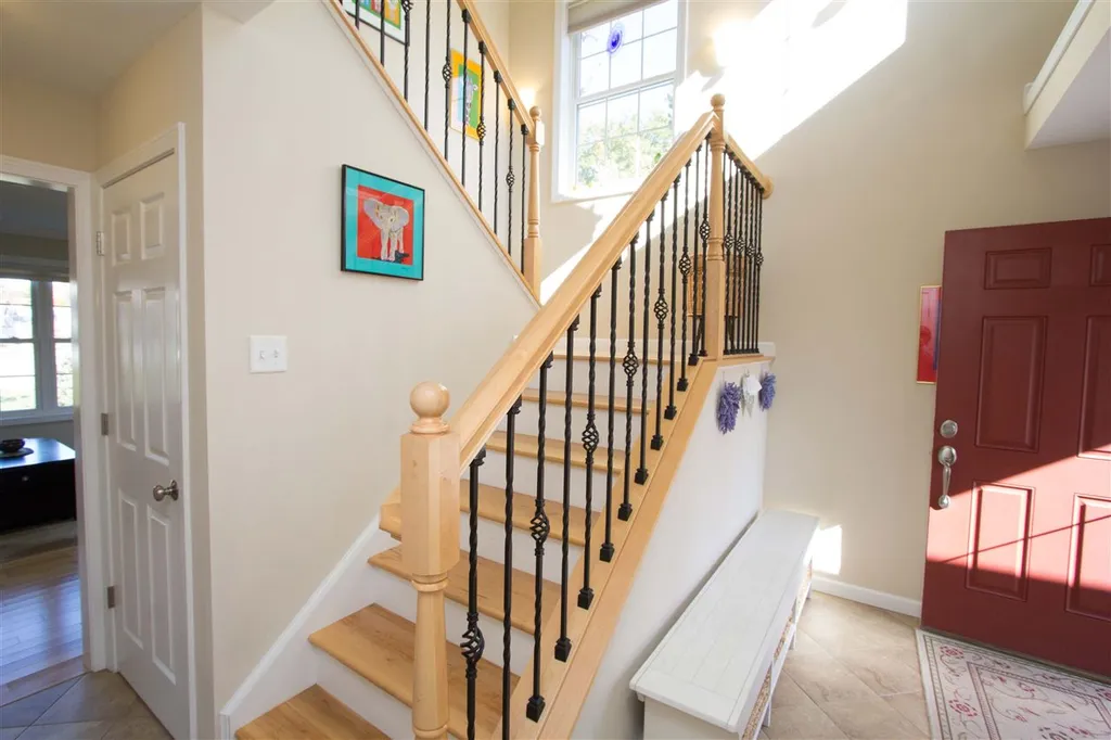 208 Fox Run Colchester VT 05446