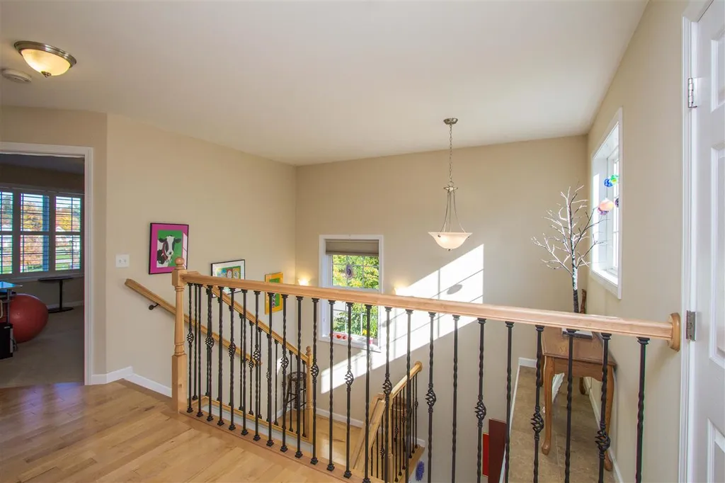 208 Fox Run Colchester VT 05446