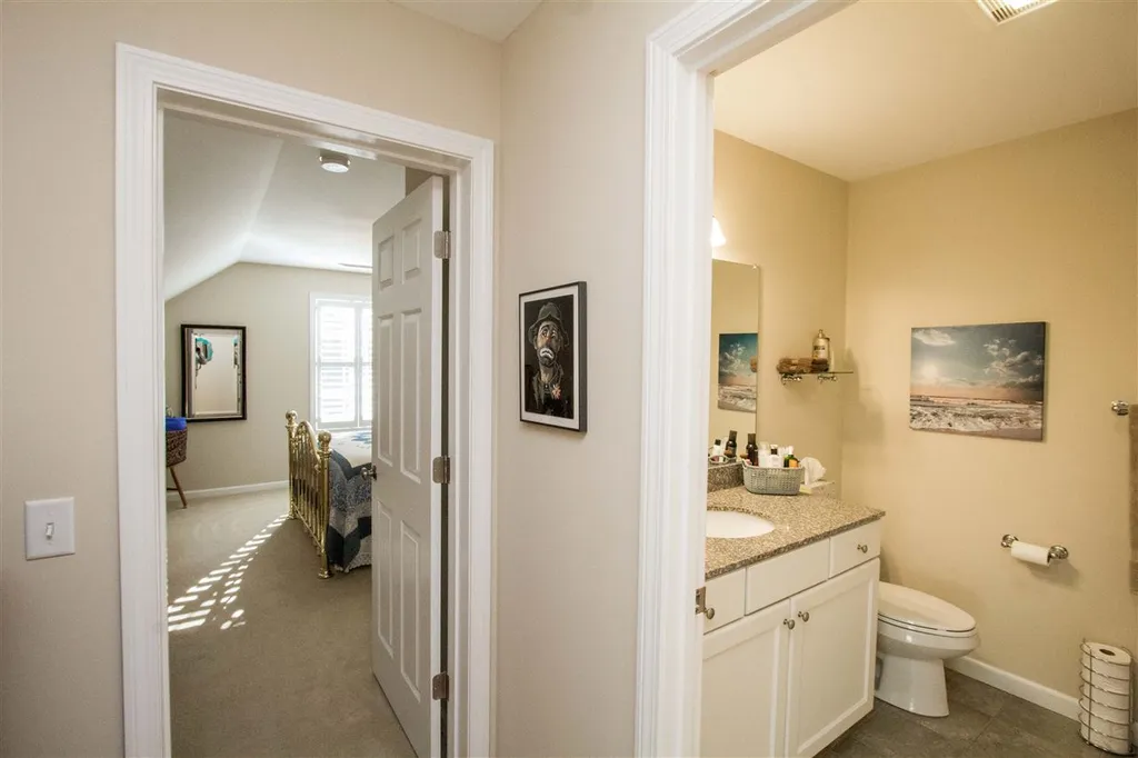 208 Fox Run Colchester VT 05446
