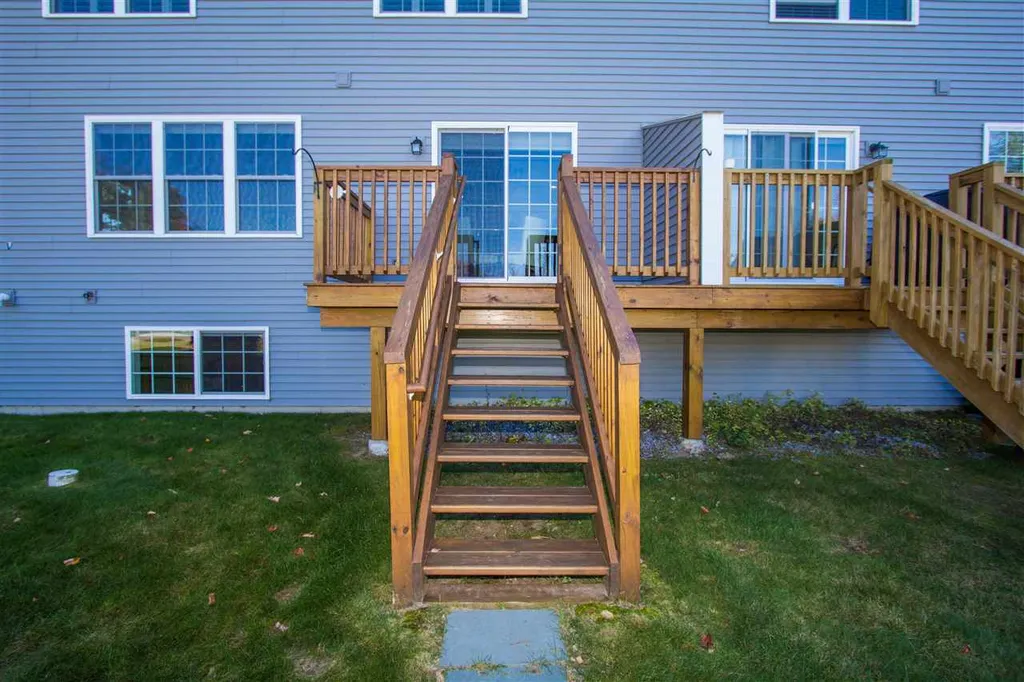 208 Fox Run Colchester VT 05446