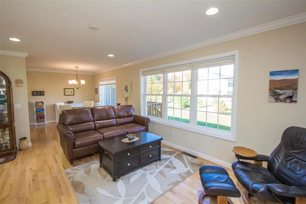 208 Fox Run Colchester VT 05446