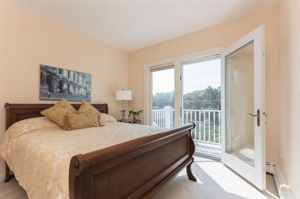 25 Chauncey Creek Road Kittery ME 03905