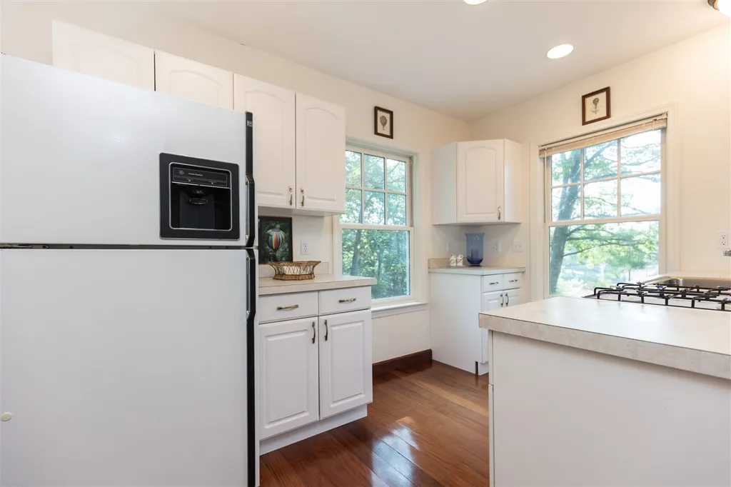25 Chauncey Creek Road Kittery ME 03905