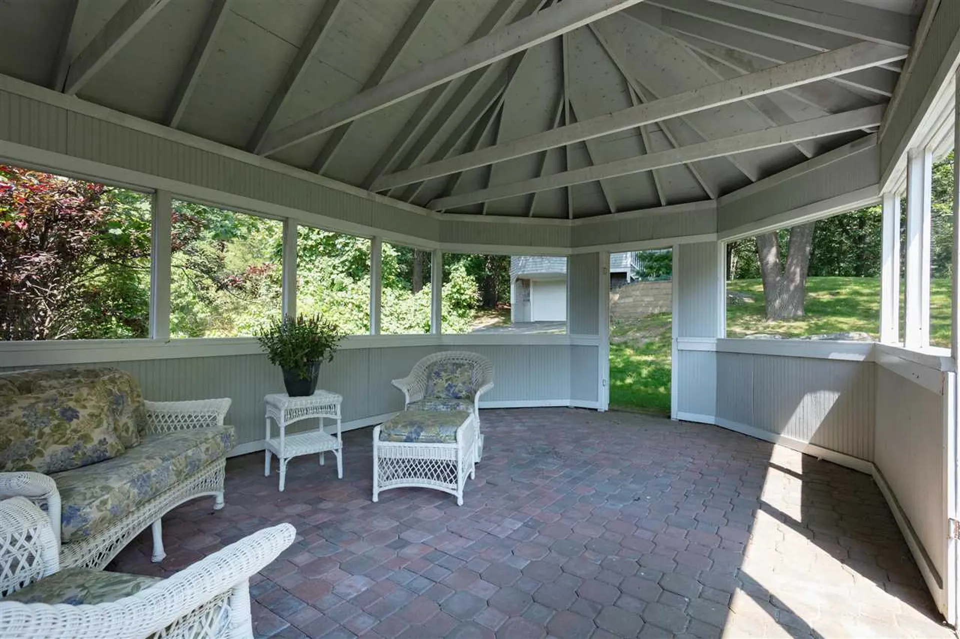 25 Chauncey Creek Road Kittery ME 03905