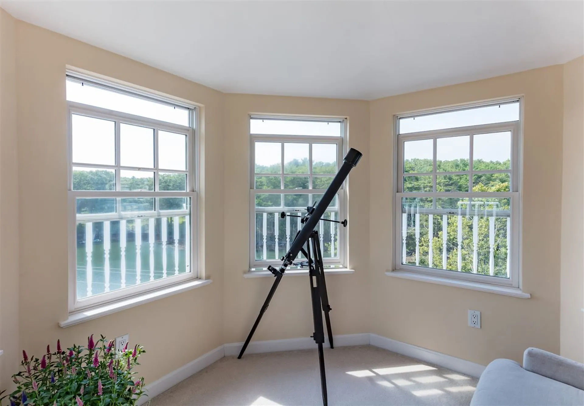 25 Chauncey Creek Road Kittery ME 03905